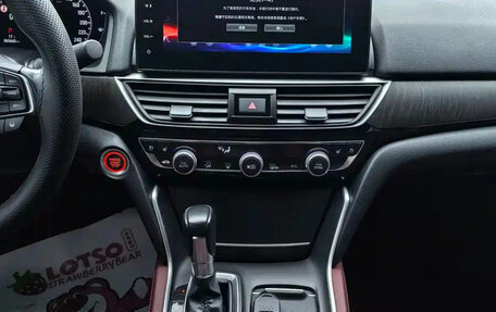 Honda Inspire, 2022 год, 1 980 000 рублей, 12 фотография