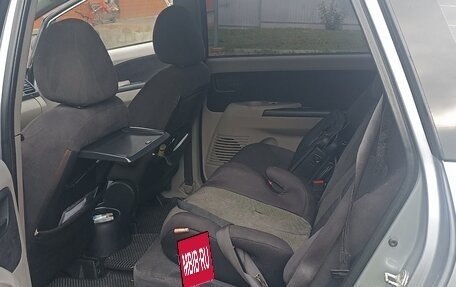 Mitsubishi Grandis, 2006 год, 800 000 рублей, 11 фотография
