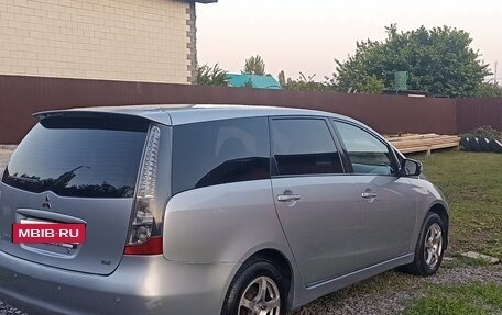Mitsubishi Grandis, 2006 год, 800 000 рублей, 16 фотография