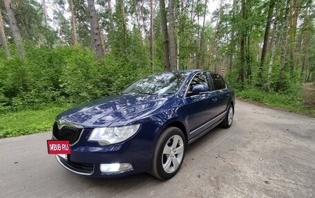 Skoda Superb III рестайлинг, 2011 год, 650 000 рублей, 3 фотография