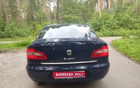 Skoda Superb III рестайлинг, 2011 год, 650 000 рублей, 5 фотография