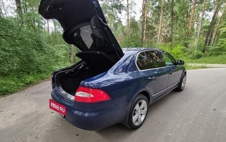 Skoda Superb III рестайлинг, 2011 год, 650 000 рублей, 15 фотография