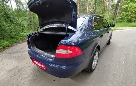 Skoda Superb III рестайлинг, 2011 год, 650 000 рублей, 14 фотография