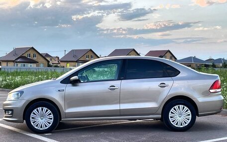 Volkswagen Polo VI (EU Market), 2017 год, 899 000 рублей, 3 фотография