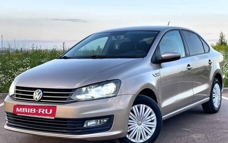 Volkswagen Polo VI (EU Market), 2017 год, 899 000 рублей, 2 фотография