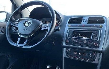 Volkswagen Polo VI (EU Market), 2017 год, 899 000 рублей, 23 фотография