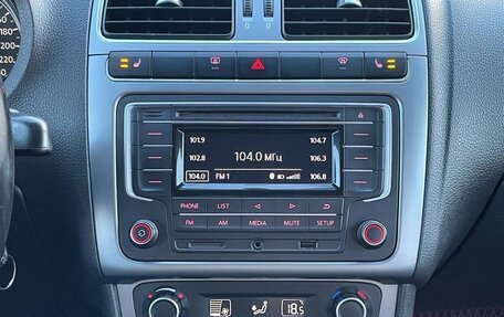 Volkswagen Polo VI (EU Market), 2017 год, 899 000 рублей, 27 фотография