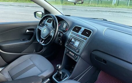 Volkswagen Polo VI (EU Market), 2017 год, 899 000 рублей, 28 фотография
