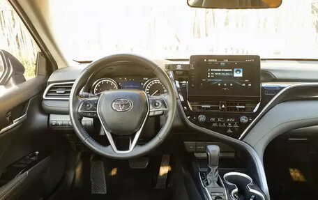 Toyota Camry, 2021 год, 2 150 000 рублей, 9 фотография