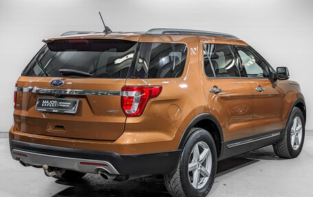 Ford Explorer VI, 2017 год, 2 550 000 рублей, 5 фотография