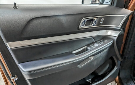 Ford Explorer VI, 2017 год, 2 550 000 рублей, 19 фотография