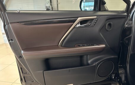 Lexus RX IV рестайлинг, 2019 год, 4 449 000 рублей, 26 фотография