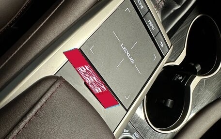 Lexus RX IV рестайлинг, 2019 год, 4 449 000 рублей, 33 фотография
