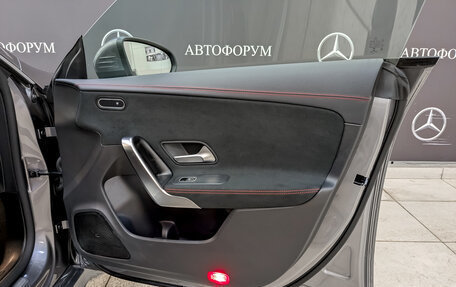 Mercedes-Benz CLA, 2020 год, 3 300 000 рублей, 23 фотография