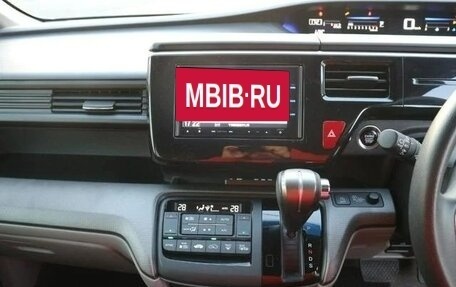 Honda Stepwgn IV, 2015 год, 1 368 000 рублей, 11 фотография