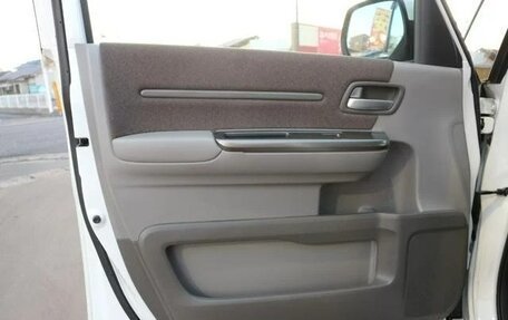 Honda Stepwgn IV, 2015 год, 1 368 000 рублей, 23 фотография