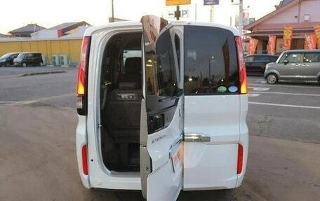 Honda Stepwgn IV, 2015 год, 1 368 000 рублей, 31 фотография