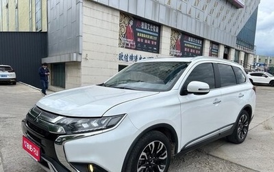Mitsubishi Outlander III рестайлинг 3, 2021 год, 2 200 008 рублей, 1 фотография