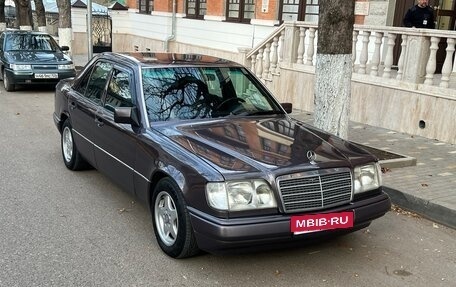 Mercedes-Benz E-Класс, 1993 год, 2 000 000 рублей, 1 фотография