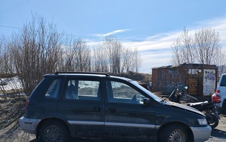 Mitsubishi Space Runner II, 1996 год, 50 000 рублей, 10 фотография