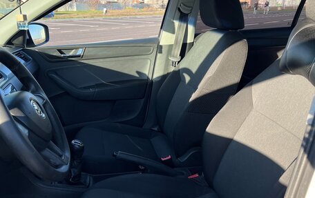 Skoda Rapid I, 2018 год, 950 000 рублей, 12 фотография