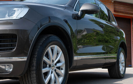 Volkswagen Touareg III, 2017 год, 3 300 000 рублей, 2 фотография