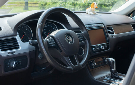 Volkswagen Touareg III, 2017 год, 3 300 000 рублей, 11 фотография