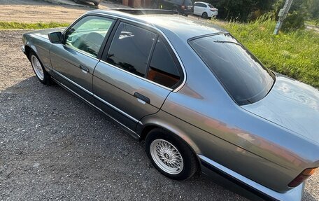 BMW 5 серия, 1990 год, 550 000 рублей, 12 фотография