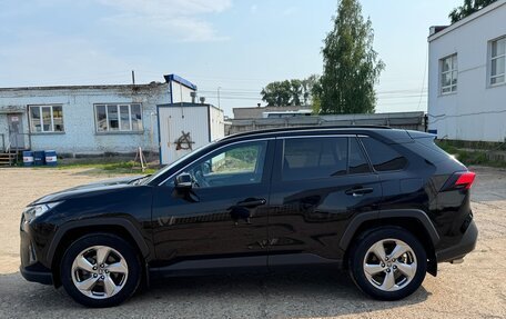 Toyota RAV4, 2021 год, 3 600 000 рублей, 4 фотография