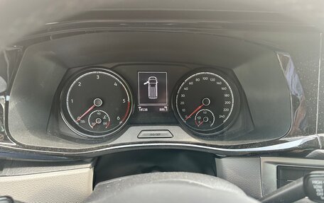 Volkswagen Caravelle T6 рестайлинг, 2020 год, 9 000 000 рублей, 10 фотография