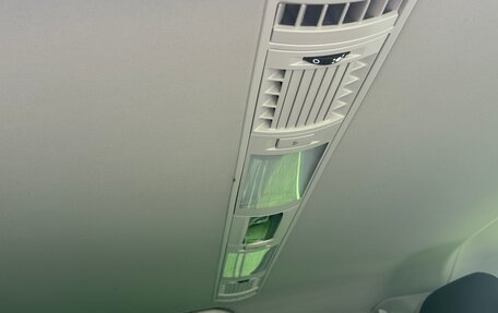 Volkswagen Caravelle T6 рестайлинг, 2020 год, 9 000 000 рублей, 14 фотография