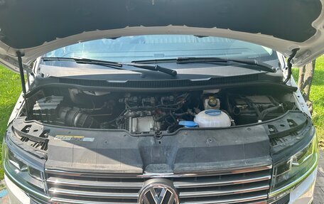 Volkswagen Caravelle T6 рестайлинг, 2020 год, 9 000 000 рублей, 17 фотография