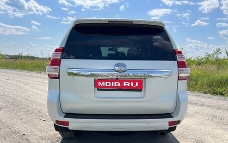 Toyota Land Cruiser Prado 150 рестайлинг 2, 2014 год, 3 100 000 рублей, 4 фотография