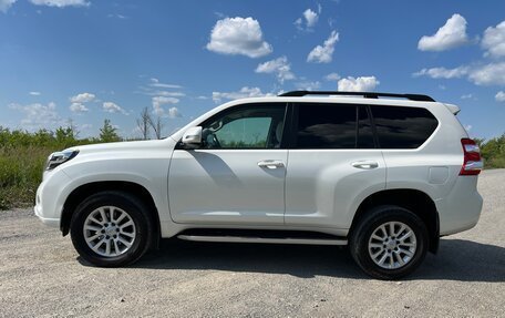 Toyota Land Cruiser Prado 150 рестайлинг 2, 2014 год, 3 100 000 рублей, 8 фотография