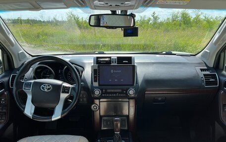 Toyota Land Cruiser Prado 150 рестайлинг 2, 2014 год, 3 100 000 рублей, 18 фотография