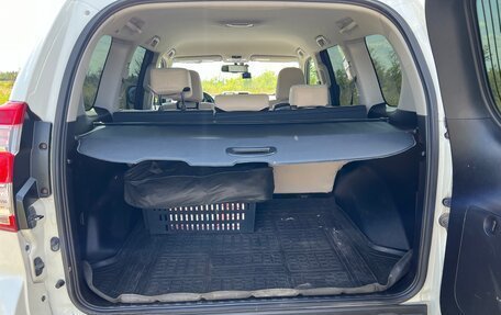 Toyota Land Cruiser Prado 150 рестайлинг 2, 2014 год, 3 100 000 рублей, 16 фотография