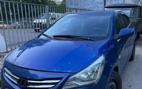 Hyundai Solaris II рестайлинг, 2012 год, 350 000 рублей, 2 фотография