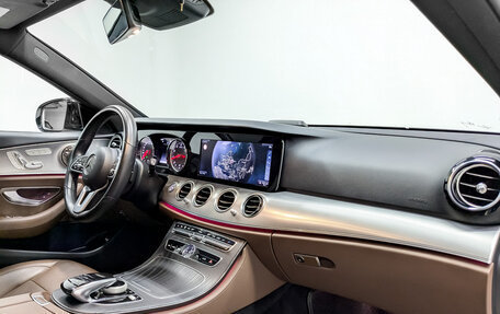 Mercedes-Benz E-Класс, 2020 год, 3 350 000 рублей, 11 фотография