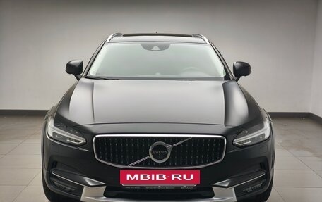 Volvo V90 Cross Country I рестайлинг, 2017 год, 2 946 000 рублей, 2 фотография