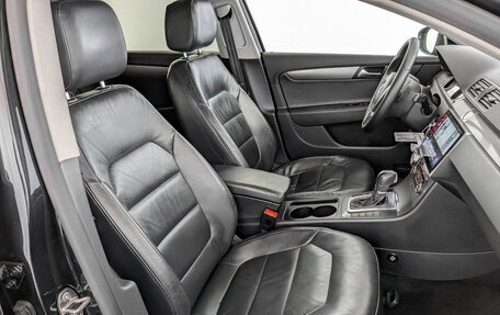 Volkswagen Passat B7, 2011 год, 1 150 000 рублей, 24 фотография