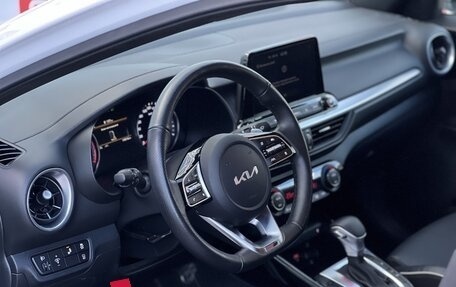 KIA Cerato IV, 2023 год, 2 999 990 рублей, 9 фотография