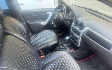 Renault Logan I, 2013 год, 380 000 рублей, 4 фотография
