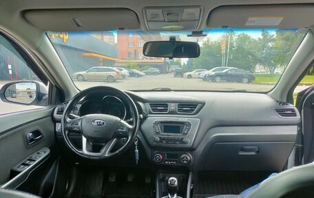 KIA Rio III рестайлинг, 2013 год, 860 000 рублей, 3 фотография