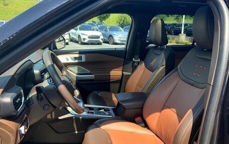Ford Explorer VI, 2022 год, 5 322 623 рублей, 10 фотография