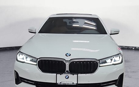 BMW 5 серия, 2022 год, 5 690 973 рублей, 2 фотография