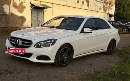 Mercedes-Benz E-Класс, 2013 год, 2 150 000 рублей, 2 фотография