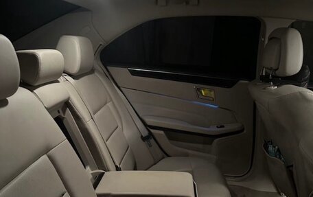 Mercedes-Benz E-Класс, 2013 год, 2 150 000 рублей, 10 фотография