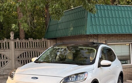 Ford Escape, 2020 год, 3 200 000 рублей, 4 фотография