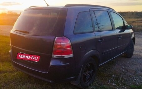Opel Zafira B, 2006 год, 385 000 рублей, 3 фотография