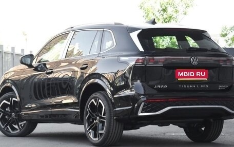 Volkswagen Tiguan, 2025 год, 4 180 000 рублей, 8 фотография